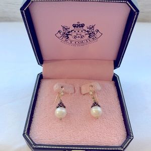 EUC Juicy Couture Pearl Earrings